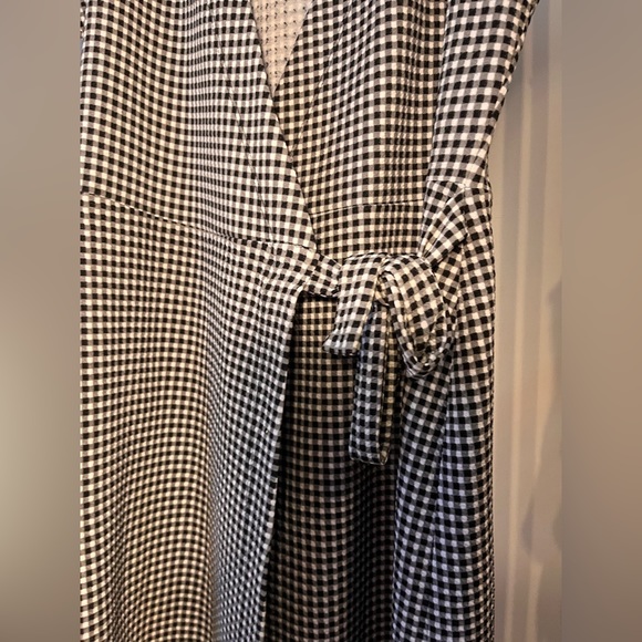 Gingham B&W Wrap Around Midi - Picture 6 of 7